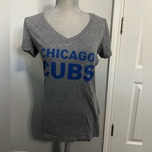 Ladies Large Chicago Cubs shirt